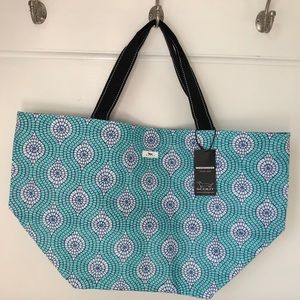 NWT SCOUT WEEKENDER tote beach Mosaic Ain’t So